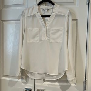 Pull over blouse with long sleeves